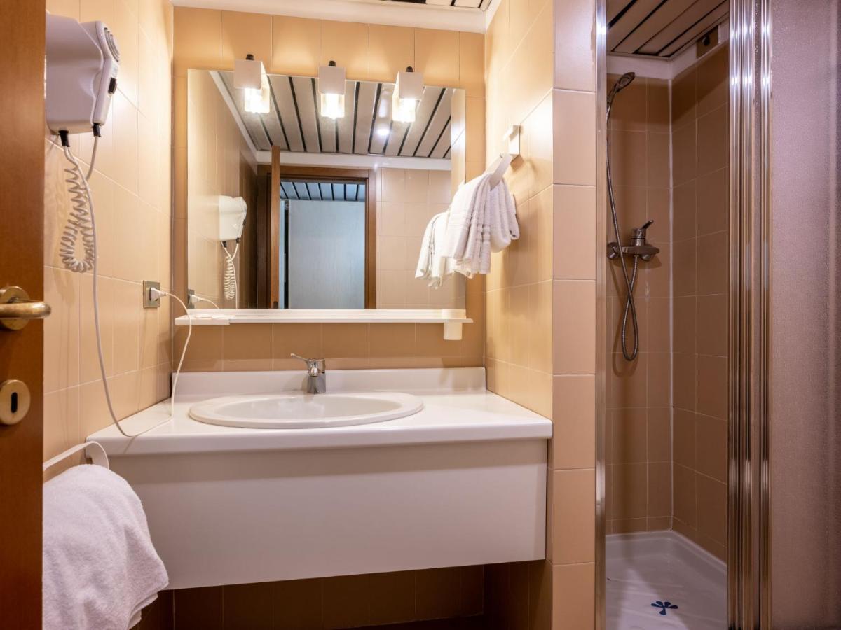 Universo-2 By Interhome Pre-Saint-Didier